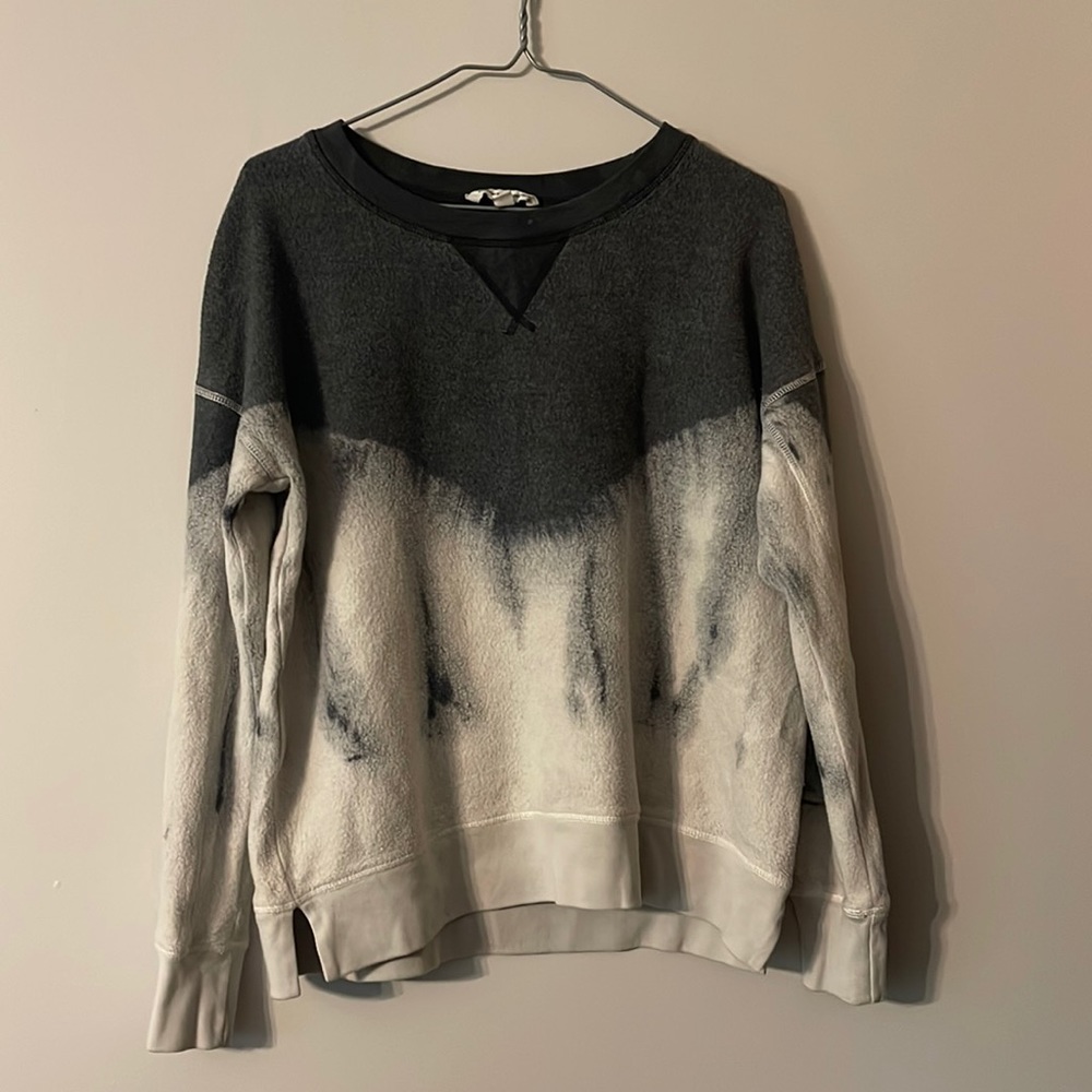 American Eagle Sweatshirt Women Medium Gray Pullover Crew Neck Fleece Tie-dye